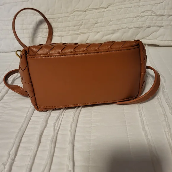 Expressions Tan Woven Mini Bag - Picture 3 of 5